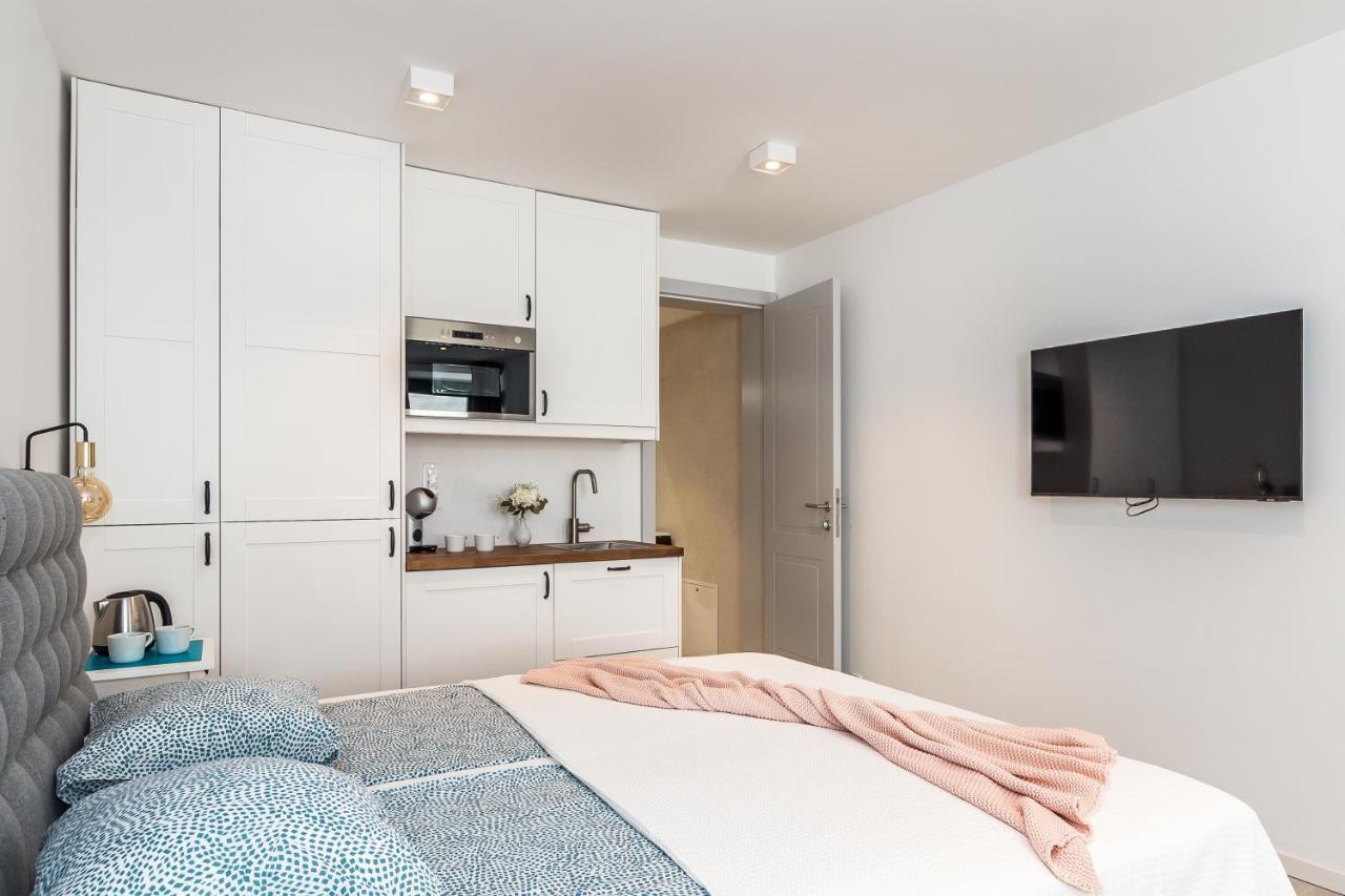 Luxury Apartments Azalea Primosten Bagian luar foto