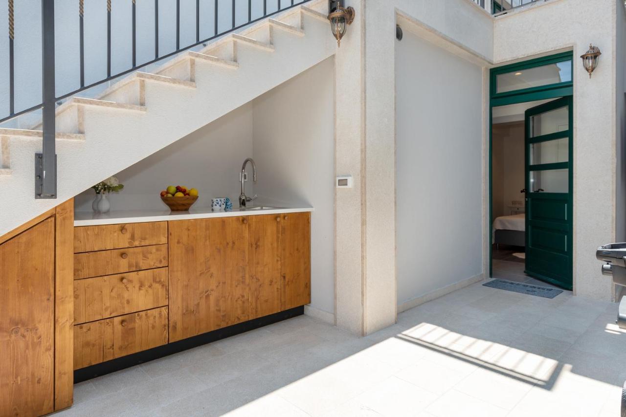 Luxury Apartments Azalea Primosten Bagian luar foto