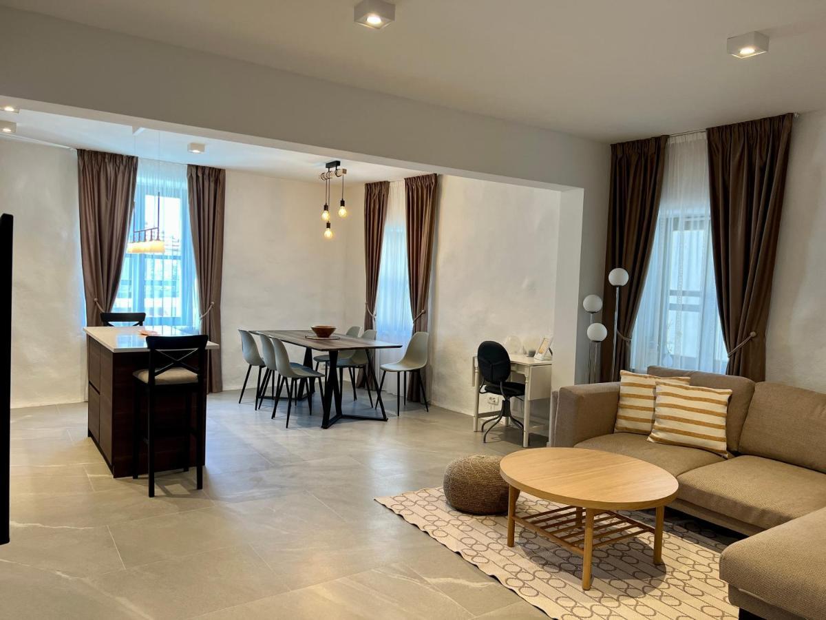 Luxury Apartments Azalea Primosten Bagian luar foto