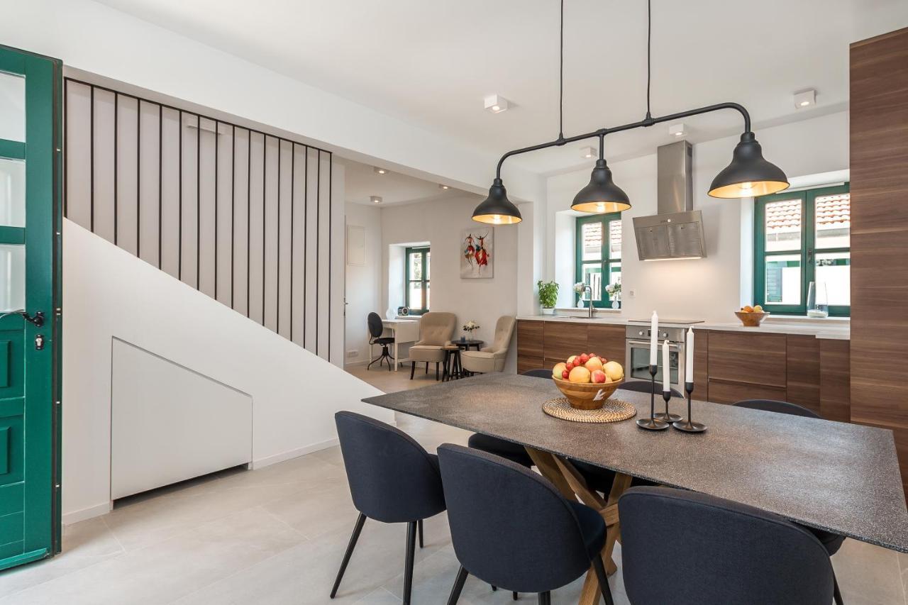 Luxury Apartments Azalea Primosten Bagian luar foto