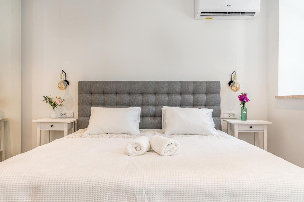 Luxury Apartments Azalea Primosten Bagian luar foto